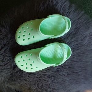 NWOT Women's Crocs - Size 9 - Never worn